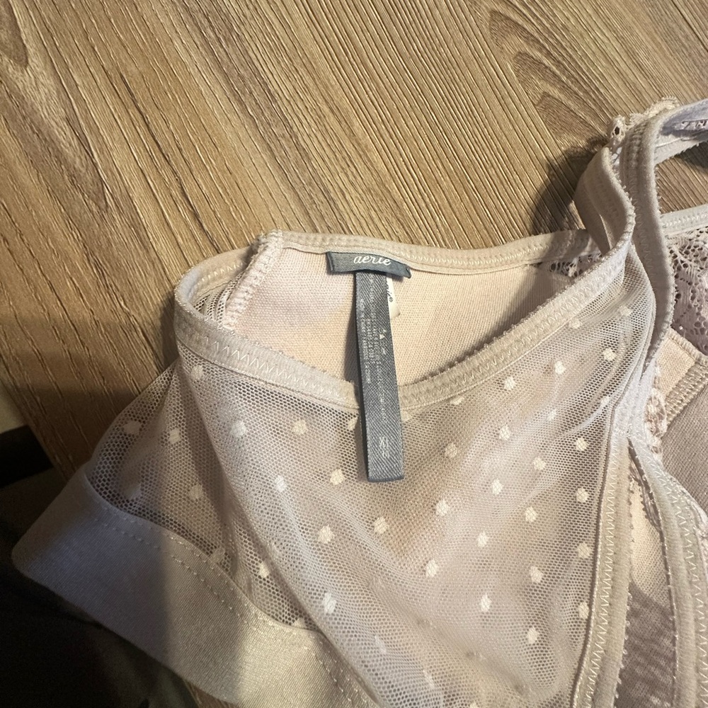 Aerie Lace Bralette in Soft Beige/dusty pink - Picture 3 of 3